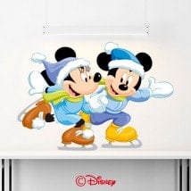 Vinilos Mickey Y Minnie Patinando