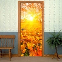 Vinilos para puertas atardecer en Otoño