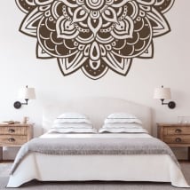 Vinilos y pegatinas mitad de mandalas