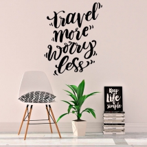 Vinilo con frase en inglés travel more worry less