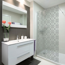 Vinilos para mamparas de baños panel geométrico